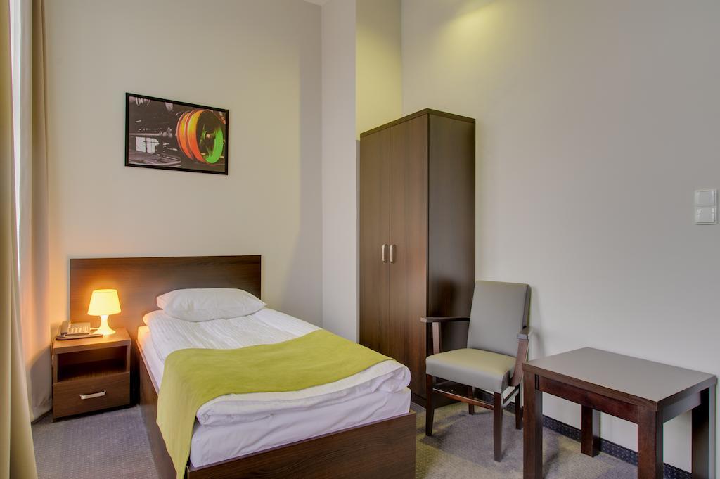 Hotel Grepielnia Bielsko-Biała Habitación foto